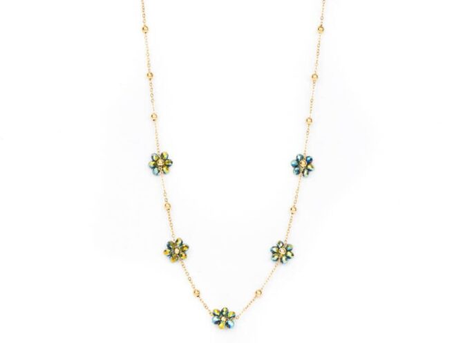 collana con fiorellini verdi collana con fiorellini verdi