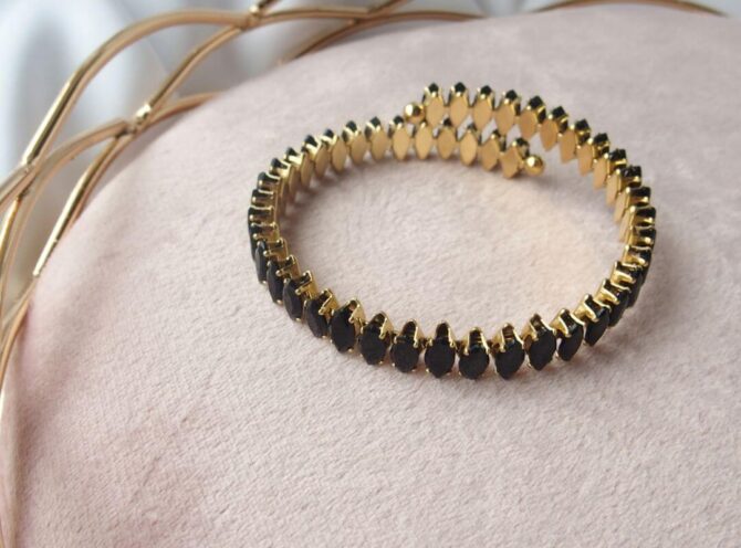 bracciale acciaio regolabile con pietre nere bracciale acciaio regolabile con pietre nere