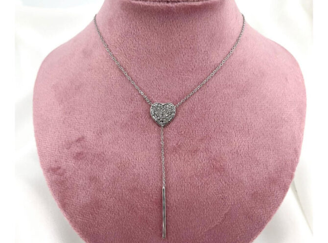 collana in acciaio con cuore pendente strass argento