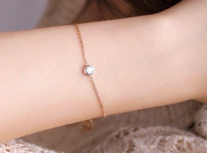 bracciale in acciaio con punto luce