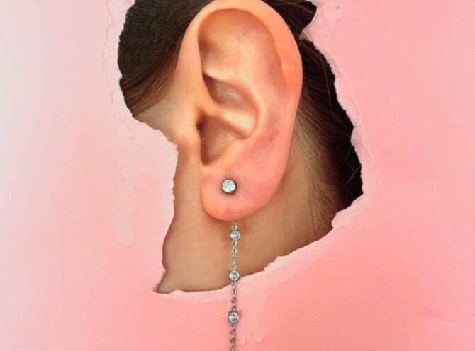 saliscendi con zirconi in acciaio saliscendi con zirconi in acciaio