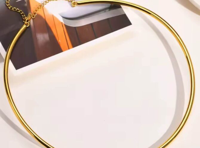 collana acciaio rigida